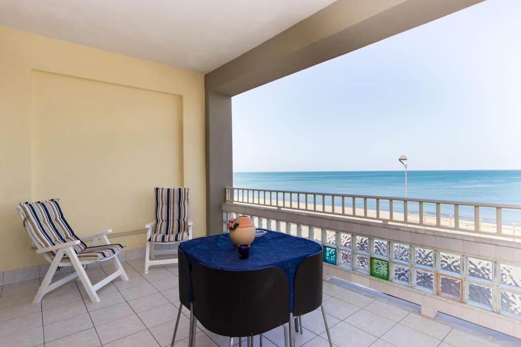 La Casa Sul Mare Villa Agnone Bagni Kültér fotó